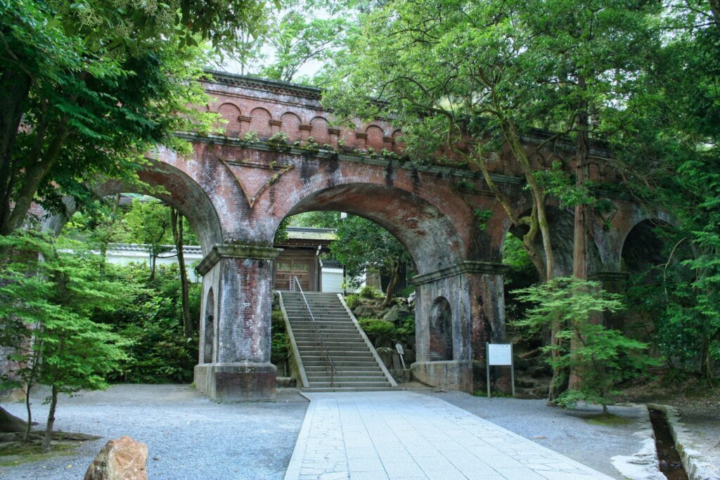 Essential Guide to Golden Week in Japan 2025: Travel Smart During the Busiest Holiday 5 5001155 m