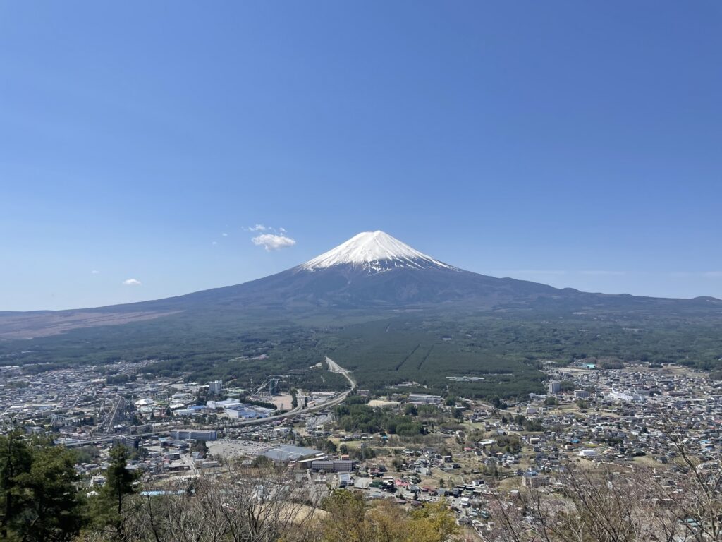 Mt. Fuji in Early Winter – A Crystal-Clear 10-Hour Mt. Fuji December Itinerary with Festive Lights 6 25011266 m
